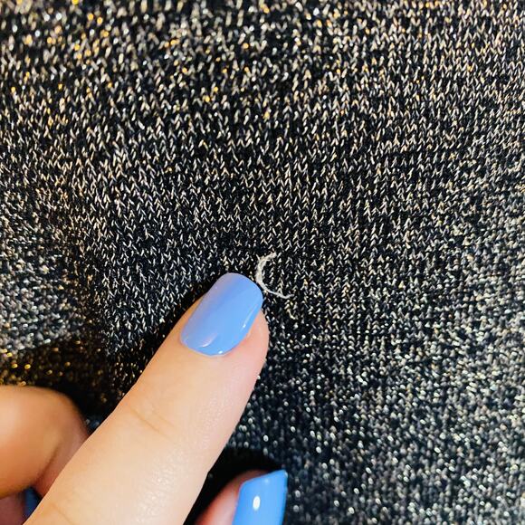 Torrid Cross Neck Cold Shoulder Lurex Pullover Sweater Black Gold Glitter Sz 1X - Picture 4 of 14